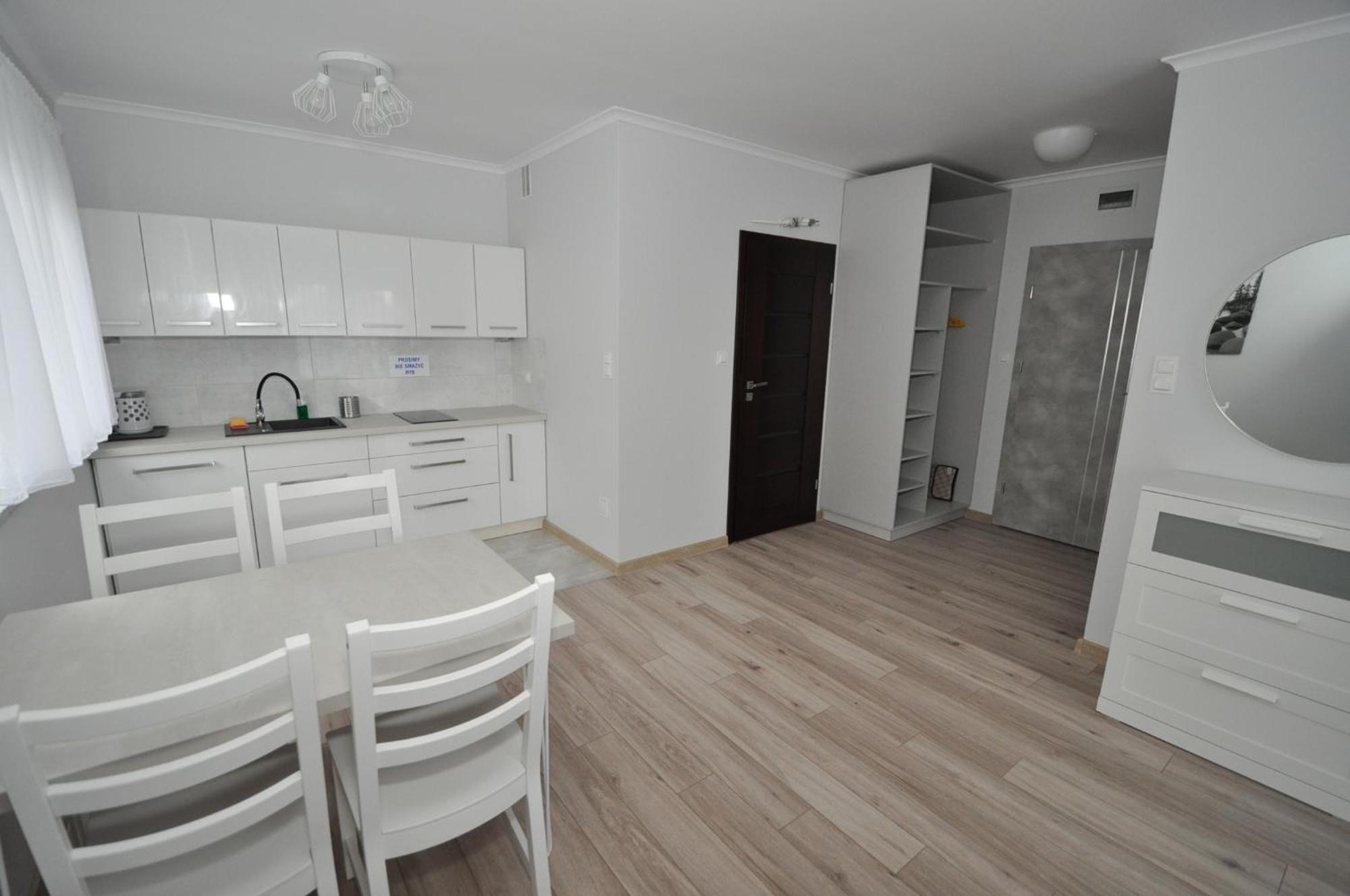 Apartamenty Pod Zaglami Mielenko Exterior photo